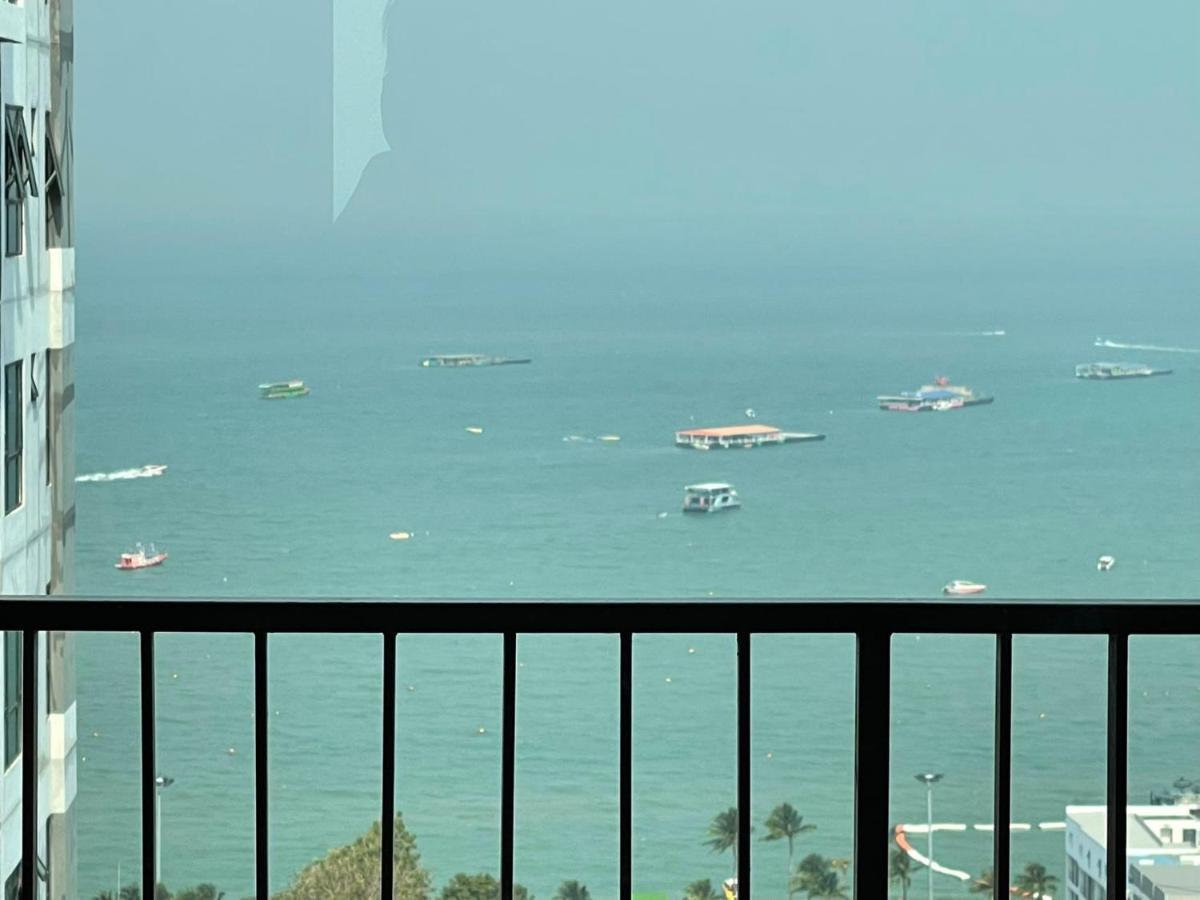 The Base Central Pattaya By Adam Exterior photo